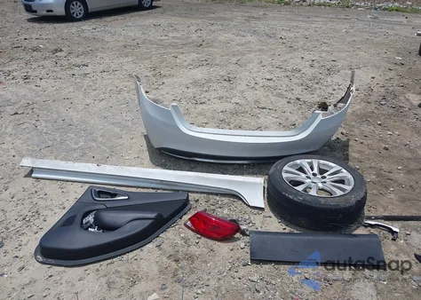 2015 Chrysler 200 Limited z USA, uszkodzony, nr VIN 1C3CCCAB5FN712607